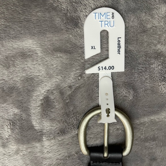 NWT 100% leather, black belt. Size XL - Picture 4 of 5